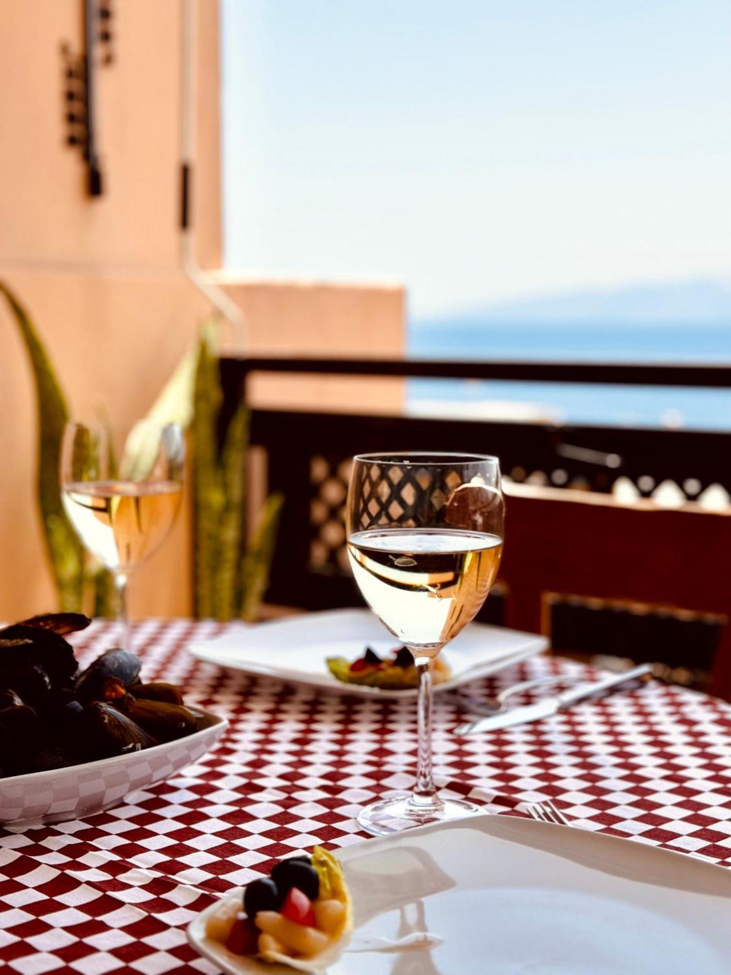Casa Hugo - Ocean View, Quiet Pool, Fibre Net, Los Gigantes プエルト・デ・サンティアゴ エクステリア 写真