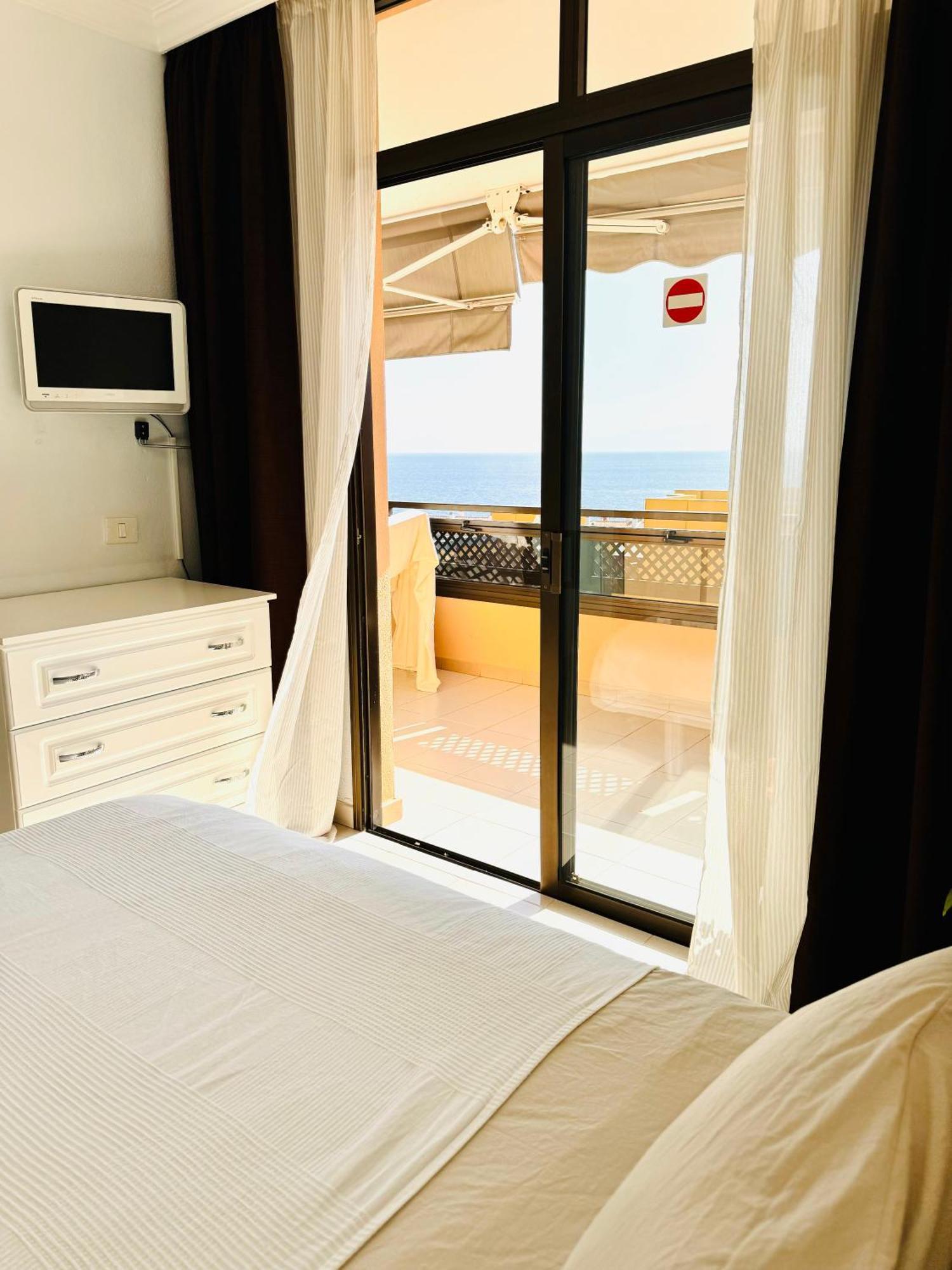 Casa Hugo - Ocean View, Quiet Pool, Fibre Net, Los Gigantes プエルト・デ・サンティアゴ エクステリア 写真
